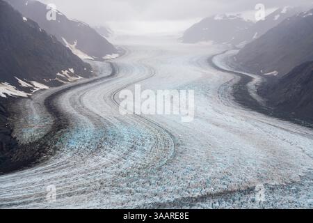 Lachsgletscher im Nebel, Stewart, British Columbia, Kanada. Stockfoto