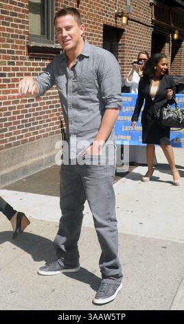 NEW YORK, NY - 27. JUNI: Schauspieler Channing Tatum kommt am 27. Juni 2012 zur Late Show mit David Letterman im Ed Sullivan Theater in New York City. Leute: Channing Tatum (Kreditbild: © SMG via ZUMA Wire) Stockfoto
