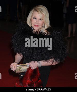 WASHINGTON, D.C. - APRIL 30: Joan Rivers beim 2011 White House Correspondents' Association Dinner im Washington Hilton am 30. April 2011 in Washington, D.C. People: Joan Rivers. (Kreditbild: © SMG via ZUMA Wire) Stockfoto