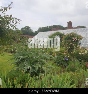 Arley Hall and Gardens, Cheshire, England, Großbritannien – Ein historisches Herrenhaus mit angelegten Gärten. Stockfoto