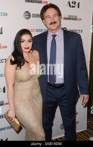 März 2018 – Los Angeles, CA, USA – LOS ANGELES – 22. Februar: Ariel Winter, Glenn Workman bei der Premiere des „Last Movie Star“ im Egyptian Theater am 22. Februar 2018 in Los Angeles, KALIFORNIEN (Credit Image: © Kathy Hutchins Via ZUMA Wire) Stockfoto