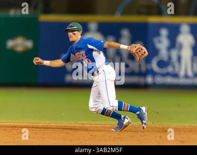 23. Mai 2018: Houston Baptist Infield Jack Fitzgerald (10) während der Southland Conference Championships 2018. Spiel 4 Houston Baptist University gegen Central Arkansas im Constellation Field Sugar Land, Texas. Houston Baptist gewann in sieben Innings 14-4 (Credit Image: &Copy; Maria Lysaker/CSM via ZUMA Wire) Stockfoto