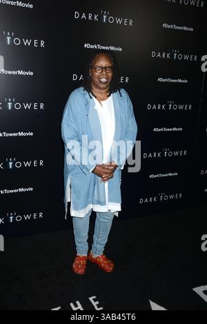NEW YORK, NY - JULI 31: Whoopi Goldberg nimmt am 31. Juli 2017 in New York City an der Premiere des Dark Tower Teil. (Kreditbild: © SMG via ZUMA Wire) Stockfoto