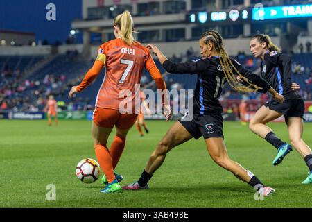 12. Mai 2018 - Bridgeview, Illinois, Vereinigte Staaten - Bridgeview, IL - Samstag, 12. Mai 2018: Chicago Red Stars vs Houston Dash im Toyota Park. (Kreditbild: © Daniel Bartel/ISIPhotos via ZUMA Wire) Stockfoto