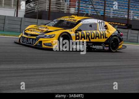 9. März 2018 - Sao Paulo, Sao Paulo, Brasilien - Qualifikation für die 1. Etappe der brasilianischen Stock Car-Meisterschaft 2018, die am Samstag, 10, auf dem Interlagos Circuit in Sao Paulo, Brasilien stattfindet. (Kreditbild: © Paulo Lopes via ZUMA Wire) Stockfoto