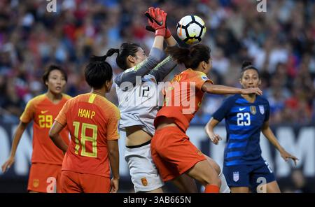 12. Juni 2018 - Cleveland, Ohio, USA - Cleveland, Ohio - Dienstag, 12. Juni 2018: Peng Shimeng während eines internationalen Freundschaftsspiels zwischen den Frauen der USA und China PR (CHN) im FirstEnergy Stadium. (Kreditbild: © Brad Smith/ISIPhotos via ZUMA Wire) Stockfoto