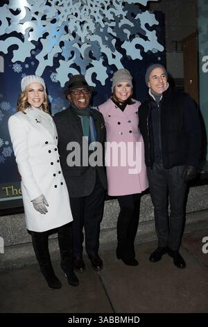 Natalie Morales, Al Roker, Savannah Guthrie und Matt Lauer bei der 82. Jährlichen Weihnachtsbaumbeleuchtung im Rockefeller Center in New York City - 03. Dezember 2014 Stockfoto