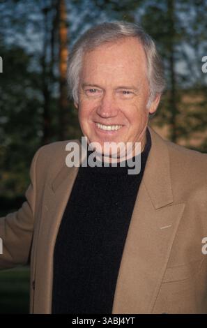 Juni 1994 - Los Angeles, CA, USA - Schauspieler RONNIE COX bei The Star Trek: Next Generation Last Episode Viewing. (Kreditbild: © Kathy Hutchins/ZUMA Press) EINSCHRÄNKUNGEN: DATEI: Datum unbekannt Stockfoto