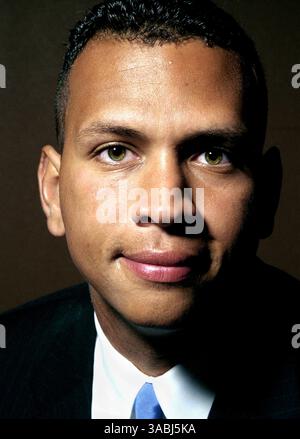 Januar 2001 – Miami, FL, USA – ALEX RODRIGUEZ, geboren am 27. Juli 1975 in New York, gemeinhin als A-Rod bezeichnet ist ein dominikanisch-amerikanischer Baseball-Infield. Er ist der erste dritte Baseman der New York Yankees und spielte Shortstop für die Texas Rangers und Seattle Mariners. Im Januar 2001 in Südflorida. (Bild: © David Jacobs/ZUMA Press) Stockfoto