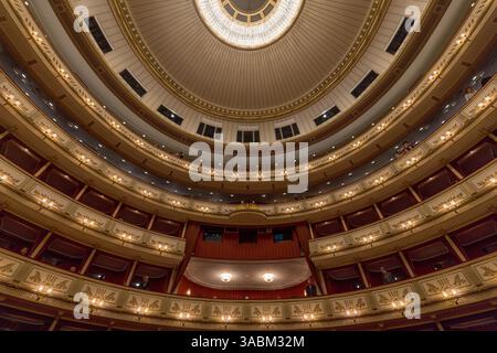 Publikum, Wiener Staatsoper, Wien, Österreich Stockfoto
