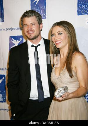29. November 2007 – Beverly Hills, CA, USA – REBECCA GAYHEART und ERIC DANE kommen zur Göttlichen Design-Gala, um Project Angel Food zu unterstützen. (Kreditbild: © Camilla Zenz/ZUMA Press) Stockfoto