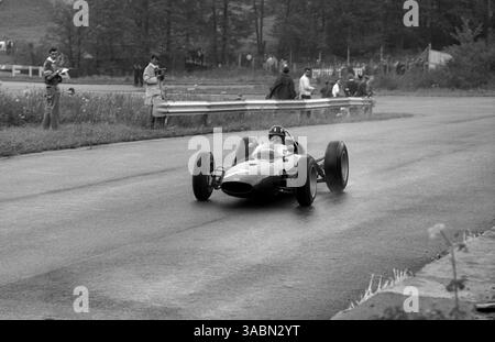 Graham Hill (GBR) BRM P57 ging kurz nach einer halben Distanz mit Getriebeausfall zurück...Grand Prix von Belgien, Spa-Francorchamps, 9. Juni 1963. (Kreditbild: ©Sutton Motorsports/ZUMA Press) Stockfoto