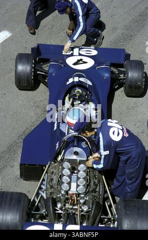 Patrick Depailler (FRA) Tyrrell 007/2 belegte den sechsten Platz, nachdem er durch das Rennen mit sich verschlechterndem Übersteuern litt. Grand Prix der Niederlande, Zandvoort, 23. Juni 1974..Bestes IMAGE. (Kreditbild: ©Sutton Motorsports/ZUMA Press) Stockfoto