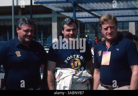 Alan Jones (aus), Mitte, mit ????????? ..Grand Prix von Australien, Adelaide, 26. Oktober 1986 (Bild: ©Sutton Motorsports/ZUMA Press) Stockfoto