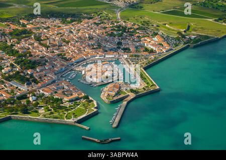 Frankreich, Charente-Maritime (17), Insel Ile de Re, Dorf, das von Vauban, dem Hafen, befestigt ist Stockfoto