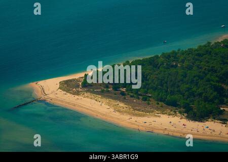 Frankreich, Charente-Maritime (17), Insel Ile de Re, Strand Trousse-Chemise, Pointe du Fier (aus der Vogelperspektive) Stockfoto