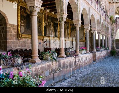 Coricancha mit dem Kloster Santo Domingo in Cuzco, Perú. Stockfoto