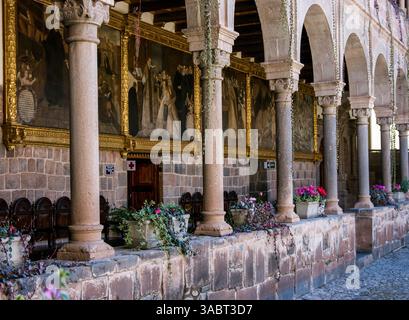 Coricancha mit dem Kloster Santo Domingo in Cuzco, Perú. Stockfoto