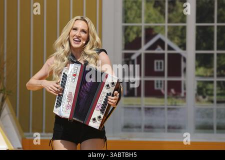 Melissa Naschenweng (Sängerin/Künstlerin) in der ARD-Sendung immer wieder Sonntags, Rust, Deutschland/Deutschland Stockfoto