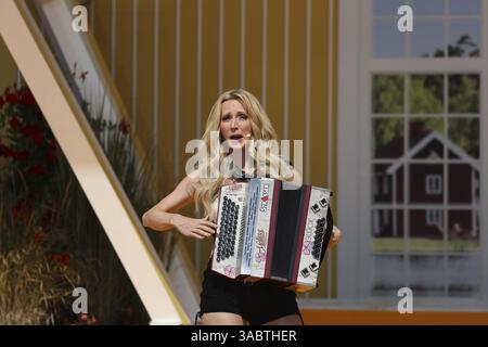 Melissa Naschenweng (Sängerin/Künstlerin) in der ARD-Sendung immer wieder Sonntags, Rust, Deutschland/Deutschland Stockfoto