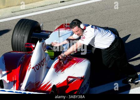 Cristiano da Matta (BRA) Toyota TF103.Formel-1-Tests, Valencia, Spanien, 28. Januar 2003.DIGITALES BILD (Credit Image: ©Sutton Motorsports/ZUMA Press) Stockfoto