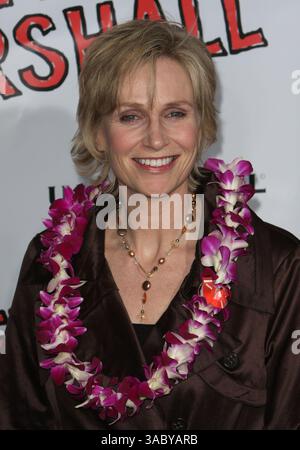 April 2008 - Hollywood, Kalifornien, USA - JANE LYNCH bei der Uraufführung von „Forgetting Sarah Marshall“ im Grauman's Chinese Theatre in Hollywood. (Kreditbild: © Glenn Weiner/ZUMA Press) Stockfoto