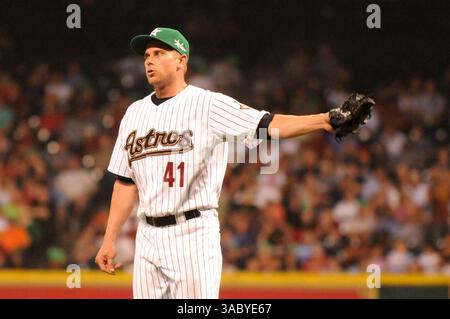 22. April 2008 - Houston, Texas, USA - Houston Astros Starting Pitcher BRANDON BACKE #41 reagiert auf einen drei-Lauf-Homerun und die Führung gegen Adrian Gonzalez der San Diego Padres in einem Spiel im Minute Maid Park. (Bild: © Tom Mayes/Cal Sport Media/ZUMA Press) Stockfoto