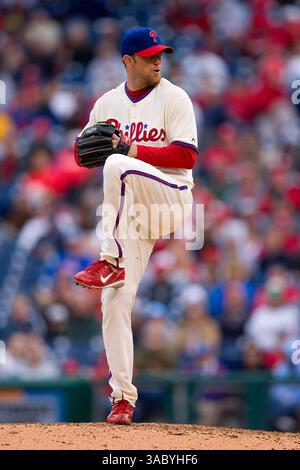 13. April 2008: Philadelphia, Pennsylvania, USA - BRAD LIDGE #54 von Philadelphia Phillies wirft während eines Spiels gegen die Chicago Cubs im Citizens Bank Park in Philadelphia, Pennsylvania. Die Cubs schlugen die Phillies mit 6:5. (Bild: © Chris Szagola/Cal Sport Media/ZUMA Press) Stockfoto