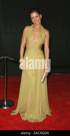 Januar 2005; Palm Springs, CA, USA; Schauspielerin LEONOR VARELA beim 16. jährlichen Palm Springs Film Festival im Plam Spring Convention Center. Stockfoto