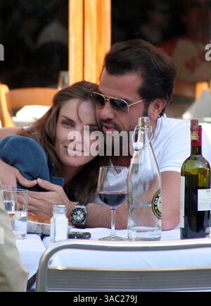 Mai 2007, New York City, brasilianisches Model Leticia Birkheuer und Ricardo Mansur zusammen essen im Restaurant da Silvano im West Village (Foto: © Sharkpixs/ZUMA Press) Stockfoto