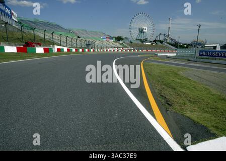 Nehmen Sie Die 18. Abfahrt Auf Der Grand Prix Circuit Von Japan, Suzuka, Japan, 2002. (Kreditbild: ©Sutton Motorsports/ZUMA Press) Stockfoto
