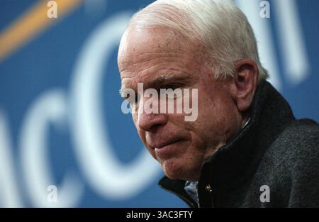 7. Dezember 2007: Der hoffnungsvolle Republikaner Sen John McCain, der in Bedford (New Hampshire) im US-Bundesstaat New Hampshire (Credit Image: Stockfoto
