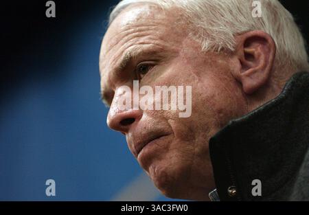 7. Dezember 2007: Der hoffnungsvolle Republikaner Sen John McCain, der in Bedford (New Hampshire) im US-Bundesstaat New Hampshire (Credit Image: Stockfoto