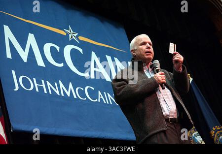 7. Dezember 2007: Der hoffnungsvolle Republikaner Sen John McCain, der in Bedford (New Hampshire) im US-Bundesstaat New Hampshire (Credit Image: Stockfoto