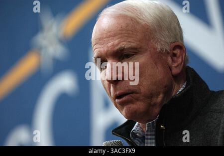 7. Dezember 2007: Der hoffnungsvolle Republikaner Sen John McCain, der in Bedford (New Hampshire) im US-Bundesstaat New Hampshire (Credit Image: Stockfoto