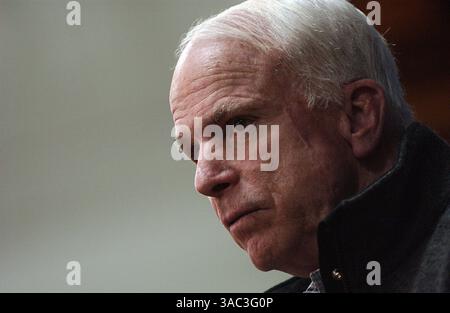 7. Dezember 2007: Der hoffnungsvolle Republikaner Sen John McCain, der in Bedford (New Hampshire) im US-Bundesstaat New Hampshire (Credit Image: Stockfoto