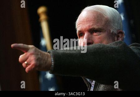 7. Dezember 2007: Der hoffnungsvolle Republikaner Sen John McCain, der in Bedford (New Hampshire) im US-Bundesstaat New Hampshire (Credit Image: Stockfoto