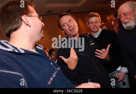 8. Dezember 2007: New Hampshire Democratic Presidential Hopeful ehemaliger US-Senator John Edwards (D-NC) Kampagnen in New Hampshire (Credit Image: Stockfoto