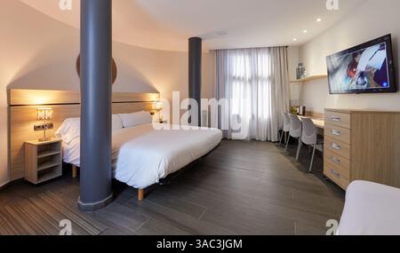 Hotelzimmer, Schlafzimmer, Baskenland, Spanien Stockfoto