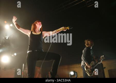 28. November 2007 – New York, New York, USA – Paramore tritt am 28. November 2007 live in Roseland in New York auf. (Kreditbild: © Aviv Small/ZUMA Press) Stockfoto