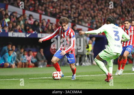 Madrid, Spanien. April 2025. Rodrigo Riquelme (Atletico) Fußball/Fußball : spanisches Halbfinalspiel Copa del Rey Mapfre 2. Legspiel zwischen Club Atletico de Madrid 0-1 FC Barcelona im Estadio Riyadh Air Metropolitano in Madrid, Spanien. Quelle: Mutsu Kawamori/AFLO/Alamy Live News Stockfoto