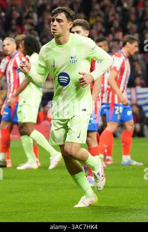 Madrid, Spanien. April 2025. Pedri vom FC BARCELONE spanischer Pokal, Copa del Rey, Halbfinale, 2. Leg-Fußballspiel zwischen Atletico Madrid und FC Barcelona am 2. April 2025 im Riyadh Air Metropolitano Stadion in Madrid, Spanien - Foto Laurent Lairys/ABACAPRESS. COM Credit: Abaca Press/Alamy Live News Stockfoto