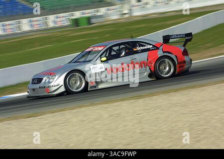 Amtierender Champion Bernd Schneider (GER) testet den neuen AMG Mercedes..DTM 2002, Vorsaisonprüfung, Hockenheim, 3. April 2002..DIGITALES BILD (Credit Image: ©Sutton Motorsports/ZUMA Press) Stockfoto