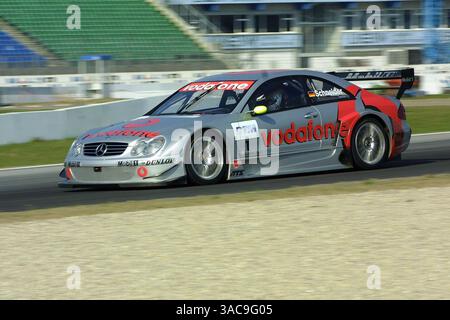 Amtierender Champion Bernd Schneider (GER) testet den neuen AMG Mercedes..DTM 2002, Vorsaisonprüfung, Hockenheim, 3. April 2002..DIGITALES BILD (Credit Image: ©Sutton Motorsports/ZUMA Press) Stockfoto