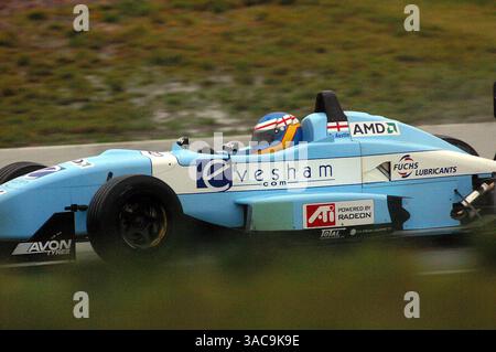 Doppelter Rennsieger, Rob Austin (GBR) Menü F3 Motorsport. British F3 Winter Series, Rockingham, England, 2. November 2002..DIGITALES BILD. (Kreditbild: ©Sutton Motorsports/ZUMA Press) Stockfoto