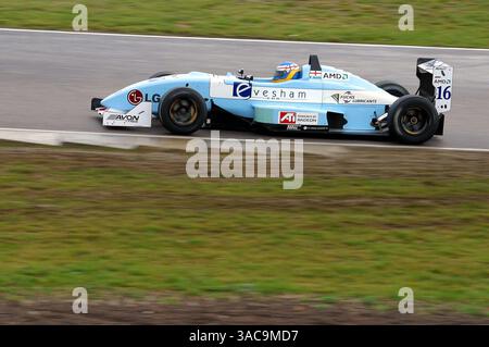 Rob Austin (GBR) Menü F3 Motorsport. British F3 Winter Series, Rockingham, England, 2. November 2002..DIGITALES BILD. (Kreditbild: ©Sutton Motorsports/ZUMA Press) Stockfoto