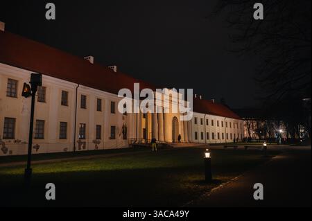 Vilnius, Litauen - 15.12.2024 - Winter Vilnius. Hochwertige Fotos Stockfoto