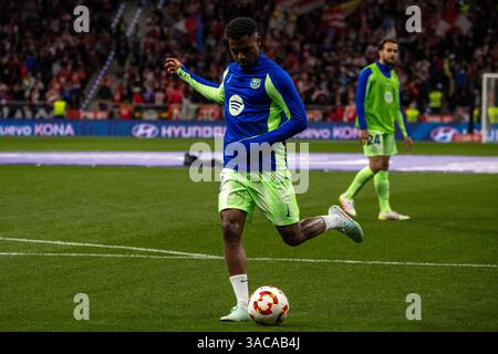 Madrid, Spanien. April 2025. Ansu Fati vom FC Barcelona im zweiten Halbfinale der Copa del Rey zwischen Atletico Madrid und FC Barcelona im Metropolitano Stadium. Endergebnis: Atletico Madrid 0:1 FC Barcelona Credit: D. Canales Carvajal/Alamy Live News Stockfoto