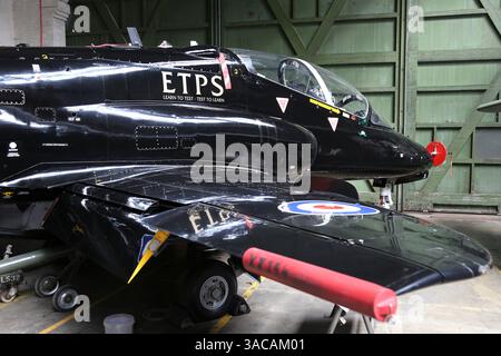 BAE Hawk T1, Boscombe Down Aviation Collection, Old Sarum Airfield, Salisbury, Wiltshire, England, Großbritannien, Großbritannien, Europa Stockfoto