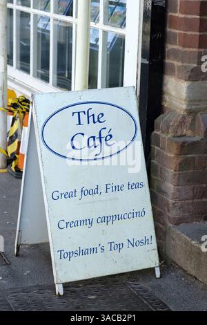 Topsham eine attraktive Stadt in Devon am Fluss exe Topsham Cafe Stockfoto